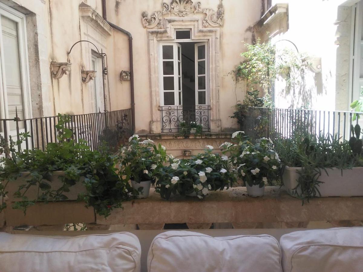 Ortigia Family House Apartment Syracuse Exterior photo